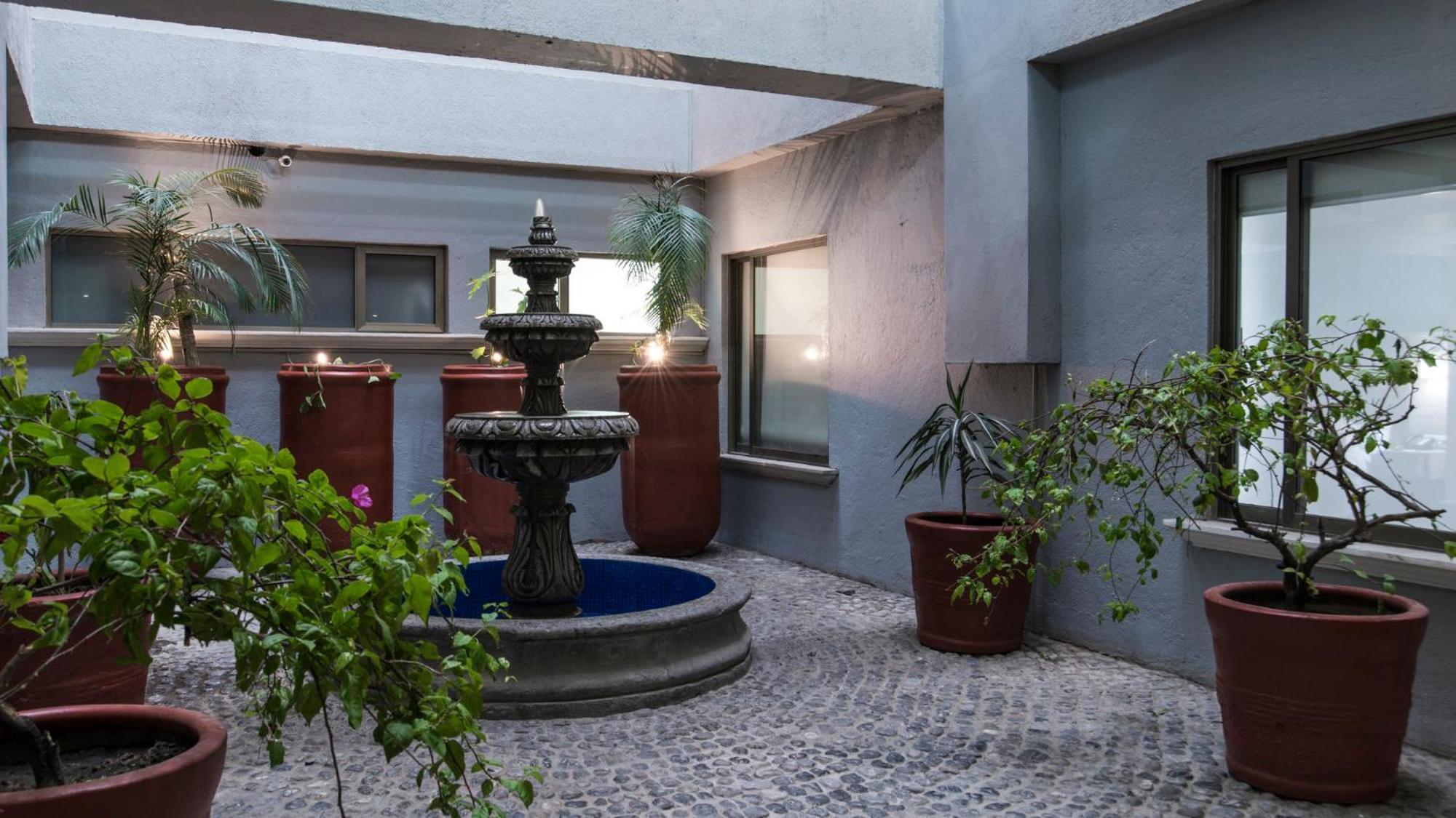 Holiday Inn & Suites Mexico Zona Reforma By Ihg Exterior photo